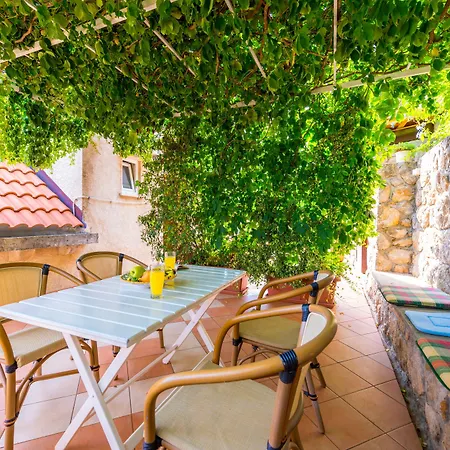 Apartamento Kirigin *