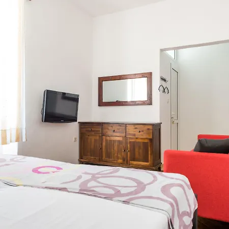 Apartamento Kirigin *